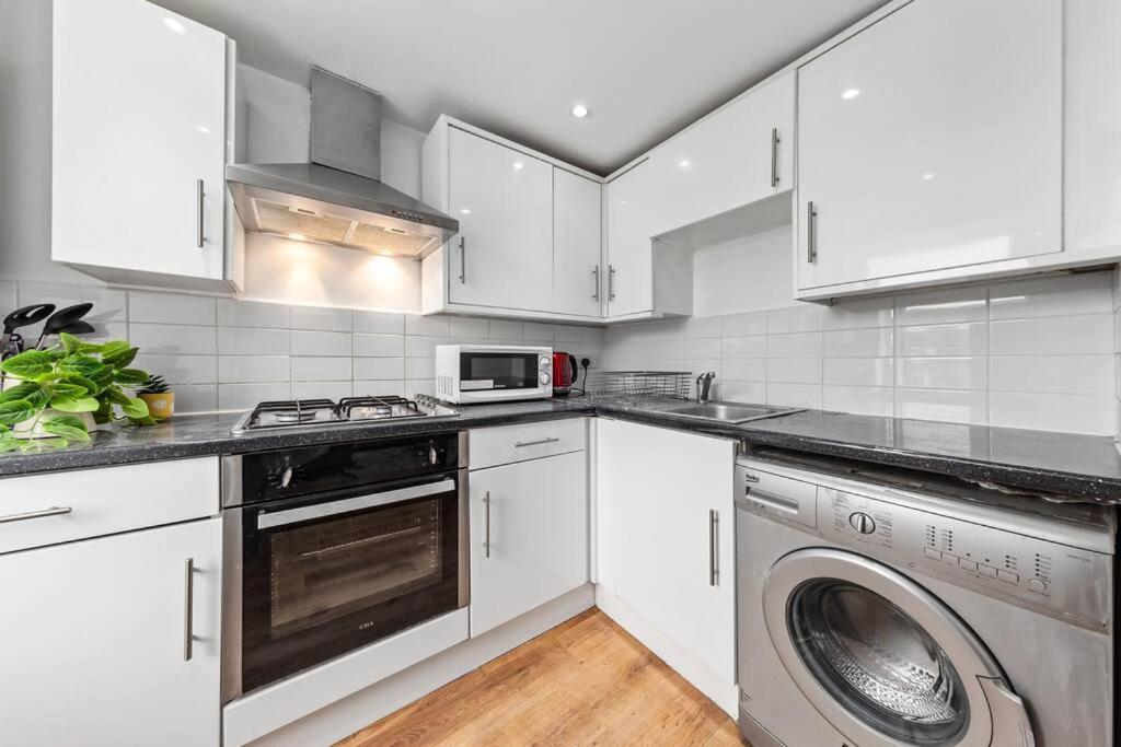 1Br Modern Flat On Edgware Rd Ed3 Διαμέρισμα Λονδίνο Εξωτερικό φωτογραφία